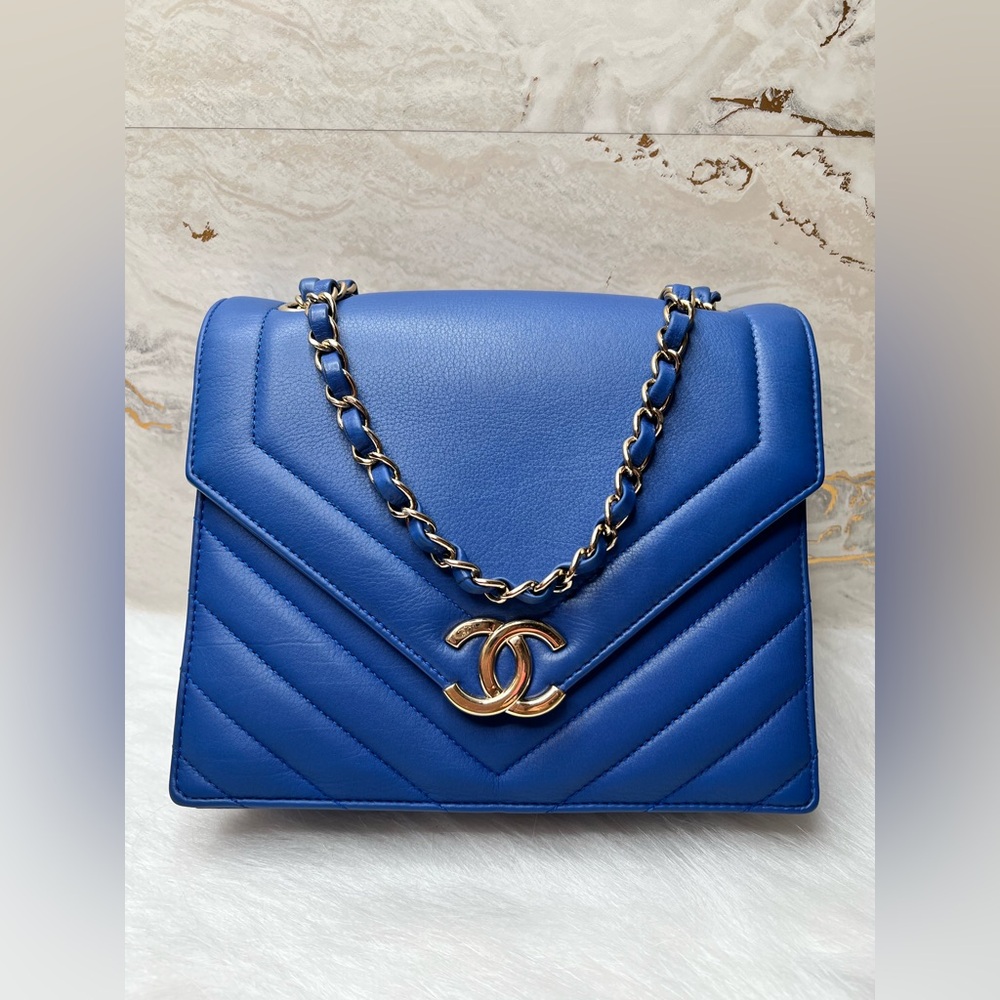 🔥 SOLD #018500XL Chanel Blue Quilted Chain Bag
